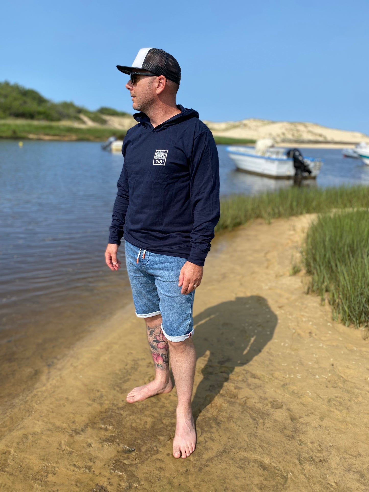 Hoodie Tr8 manches longues et capuche