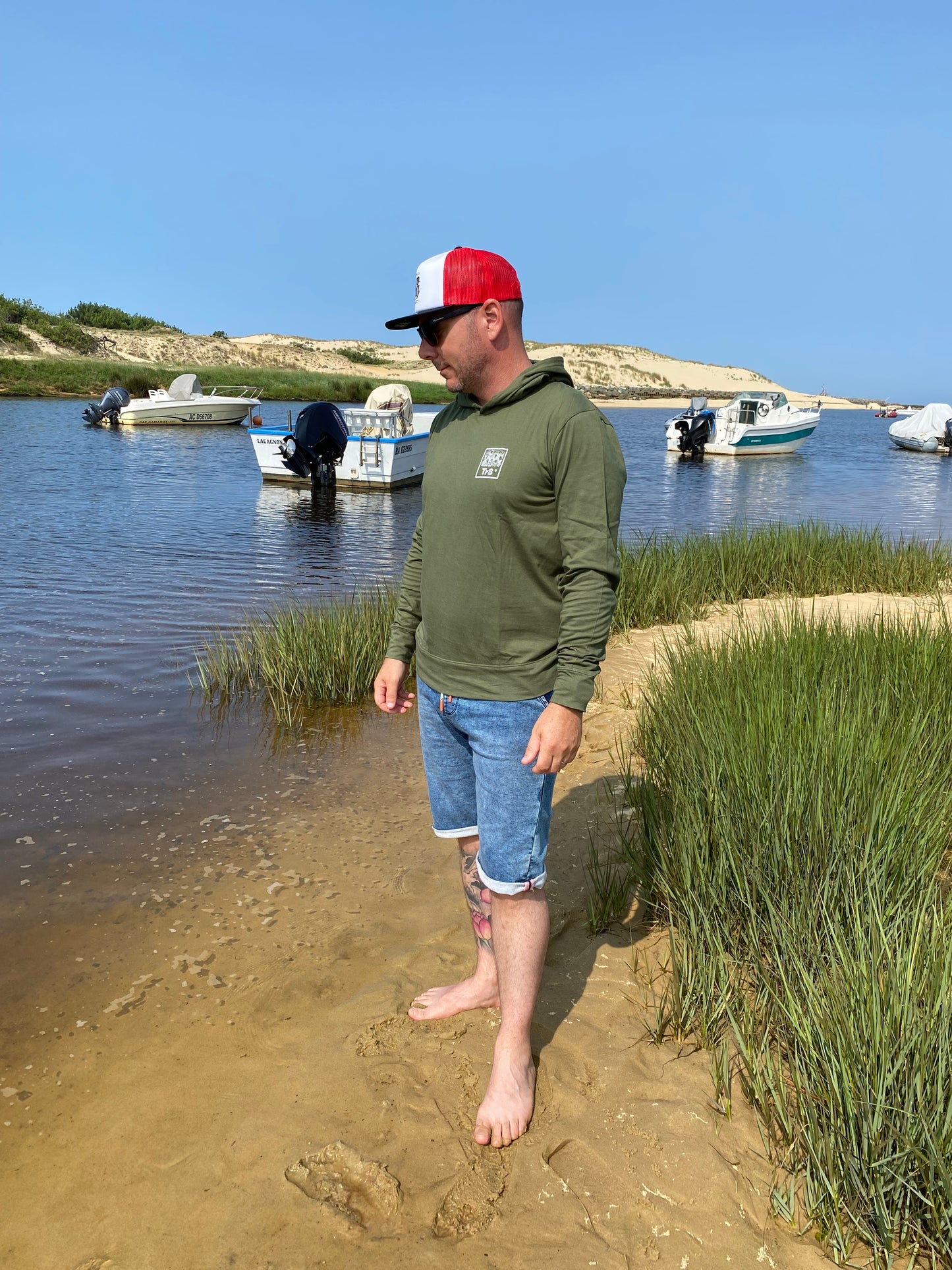 Hoodie Tr8 manches longues et capuche
