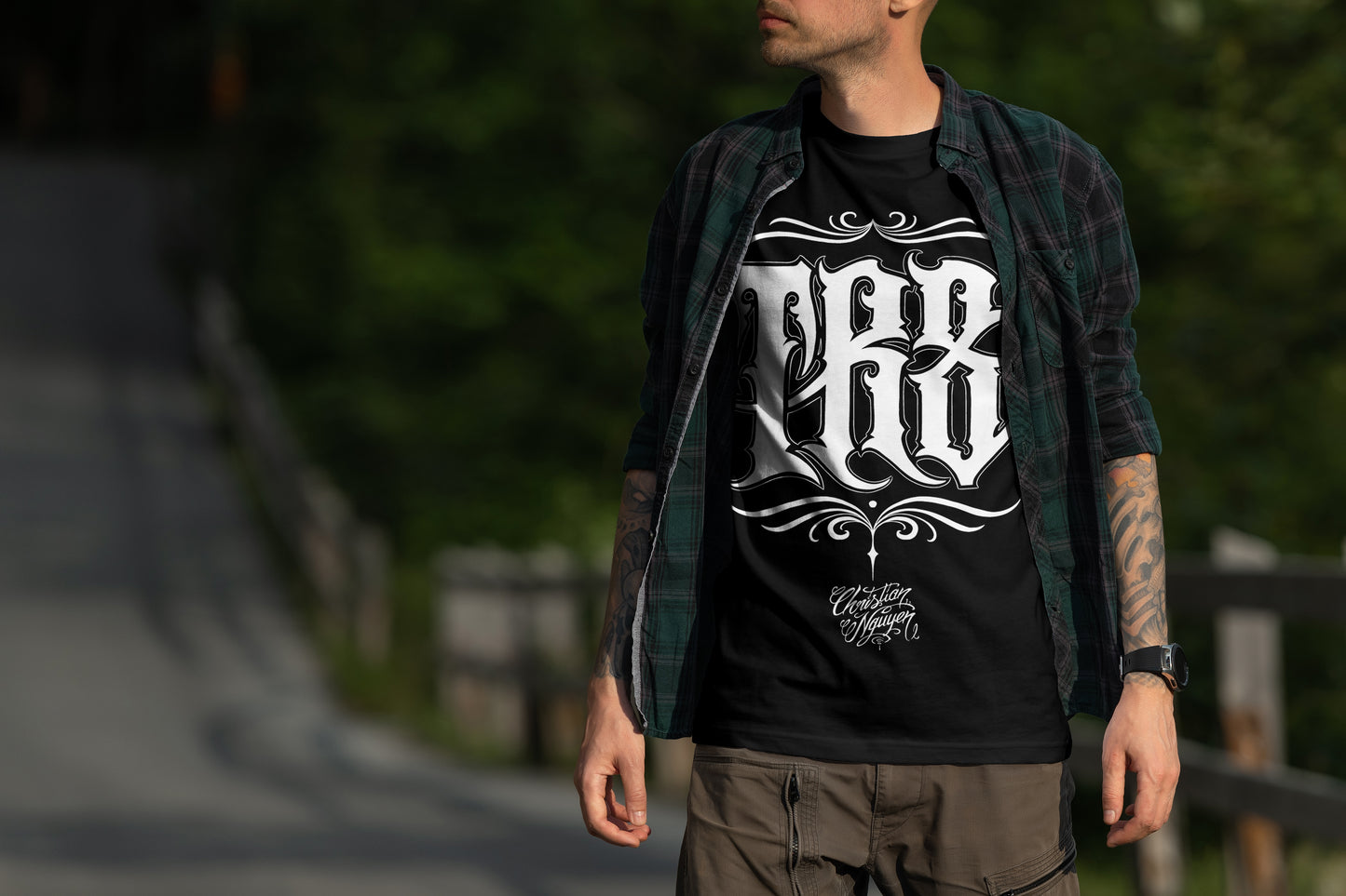 T-shirt TR8 by Inkvaders
